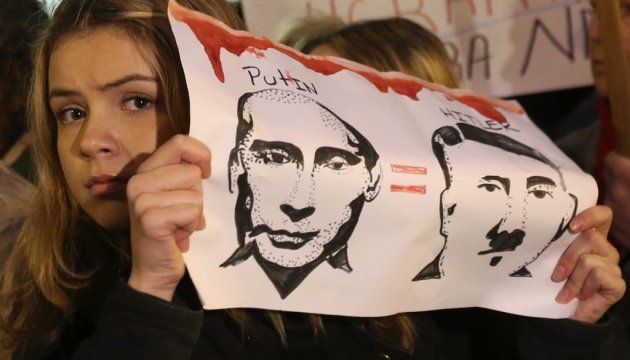 Putin plagiarizes Hitler again — this time promising “no more wars”