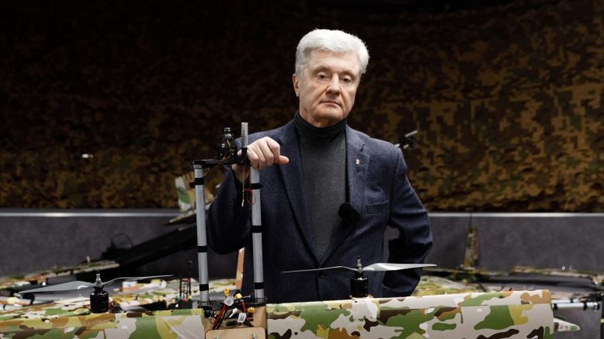 Poroshenko Foundation launches Blyskavka kamikaze drone program for frontline