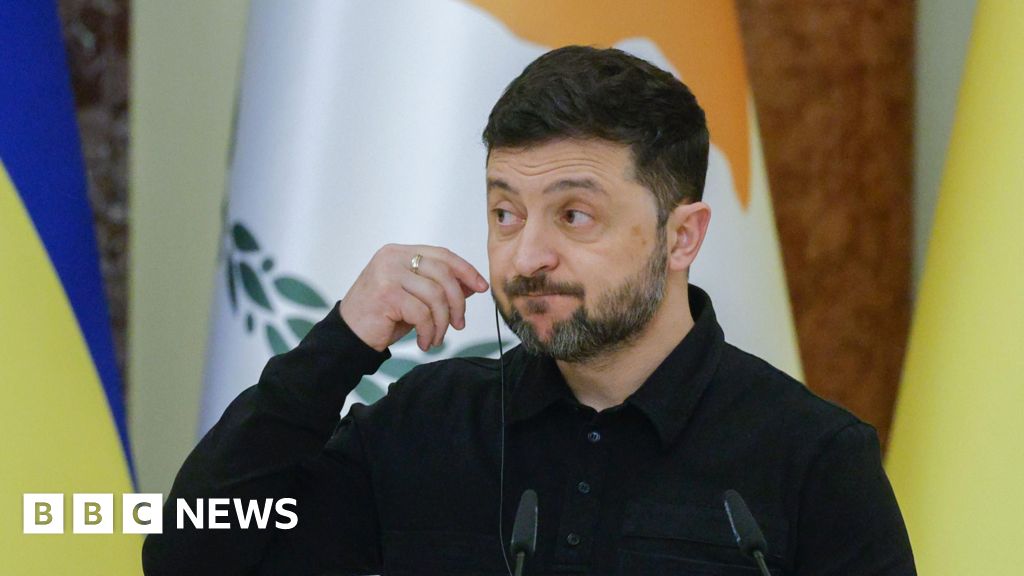 Zelensky signals progress in talks with US to secure peace plan