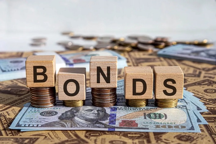 In November, the real yield on newly issued hryvnia government bonds approached 8% per annum, contributing to an increase in Ukraine’s state debt servicing costs.