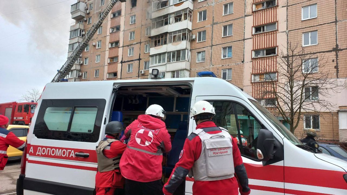 URCS helps victims after Russian airstrike on Zaporizhia