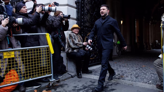 Ukraine offers to drop Nato membership demands