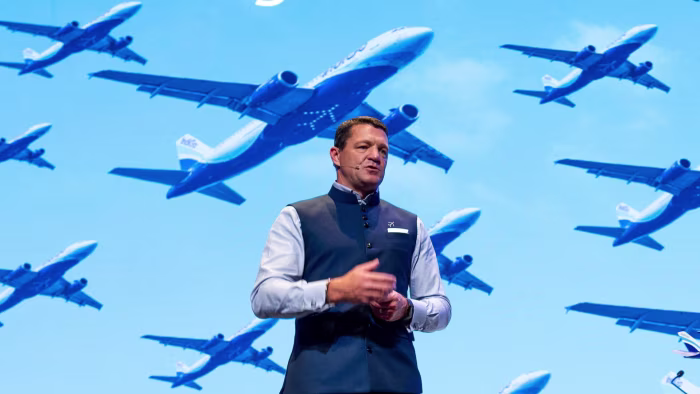 Flight chaos brings India’s biggest airline back to earth