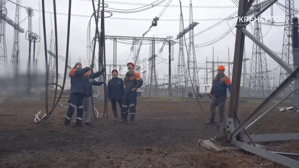 Russia’s 5,000 November strikes push Ukraine’s power grid toward total eastern blackout
