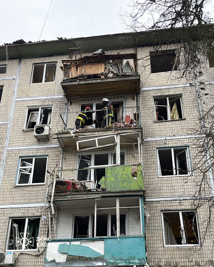 “This is how terrorists operate”: Russia routes drones over apartment buildings so debris kills civilians if shot down, expert reveals