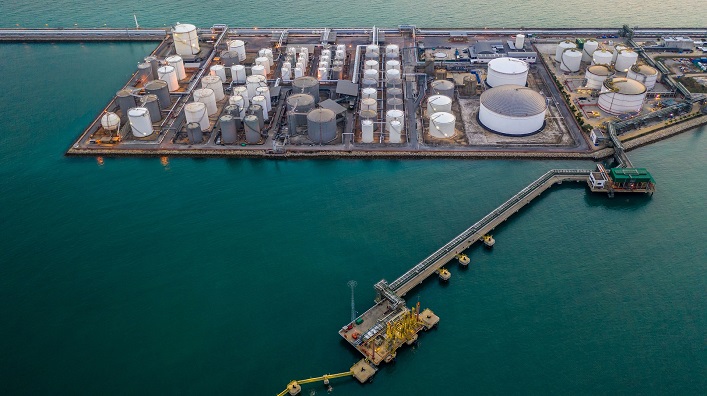 US LNG shipments have reached record levels, leading to lower gas prices in Europe, with Russia not far behind.