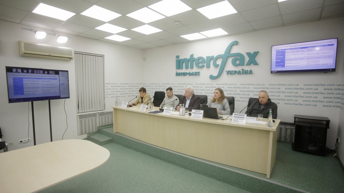 Half of Ukrainians surveyed consider themselves Europeans – study