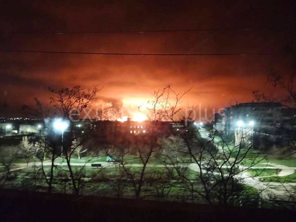 Lukoil petrochemical plant in flames after second Ukrainian long-range drone strike in six weeks (VIDEO, MAP)