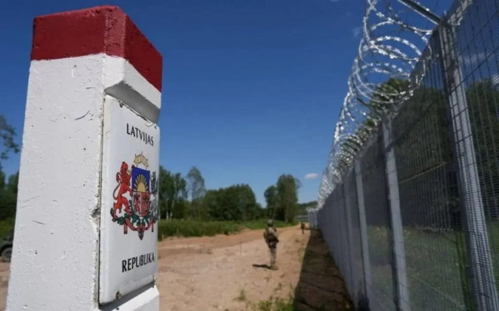 Latvia just finished building a 280-kilometer fence to keep Russia out