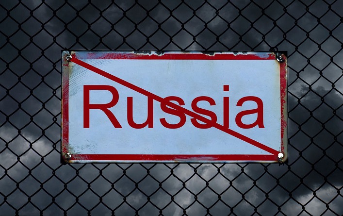 The US prepares new Russian sanctions that will be imposed if Putin rejects its peace deal.