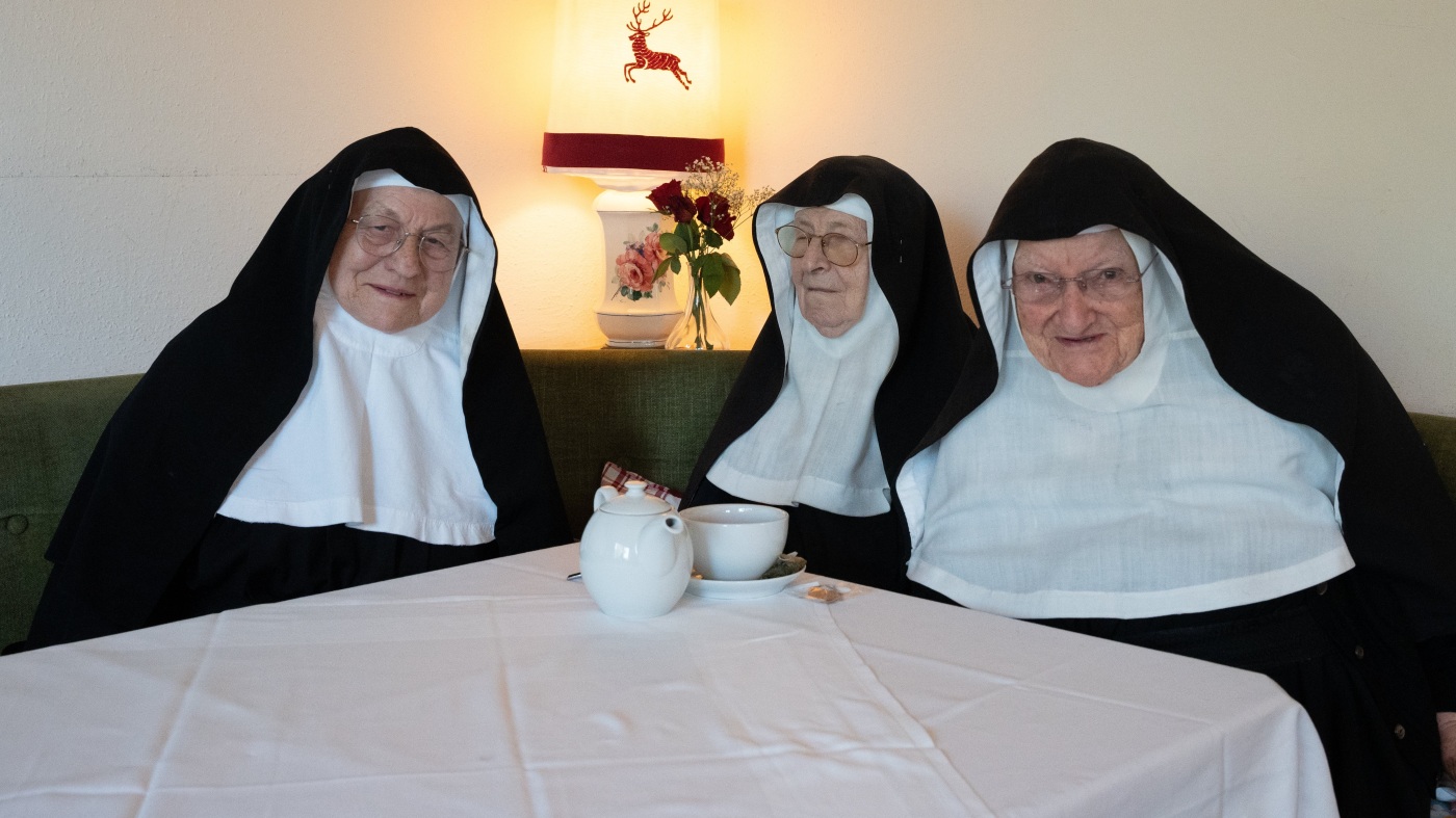 Austria’s rebel nuns refuse to give up Instagram to stay in convent : NPR