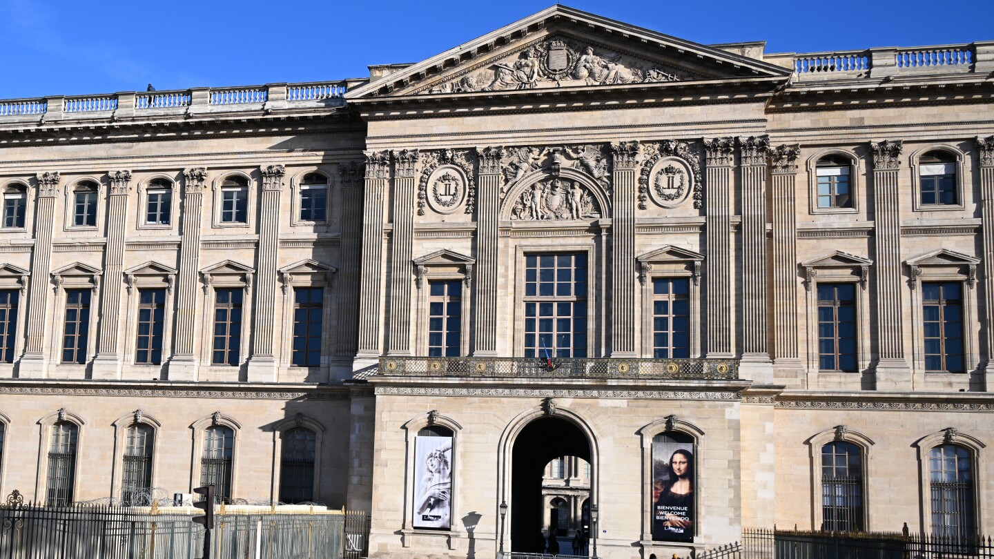 Louvre workers plan to strike over work conditions after Crown Jewels heist