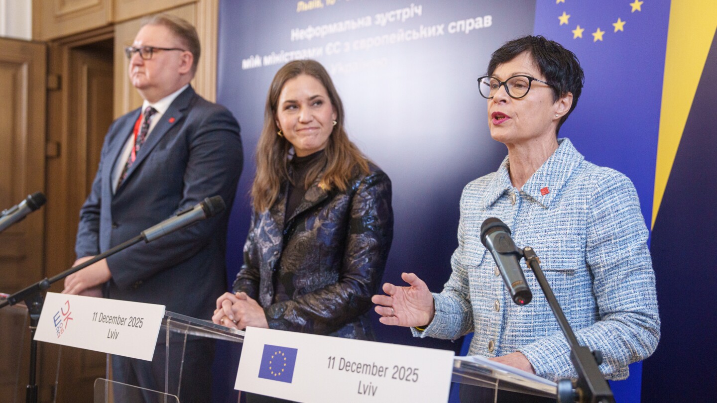 Despite Hungary’s objections, EU maps Ukraine’s road to accession