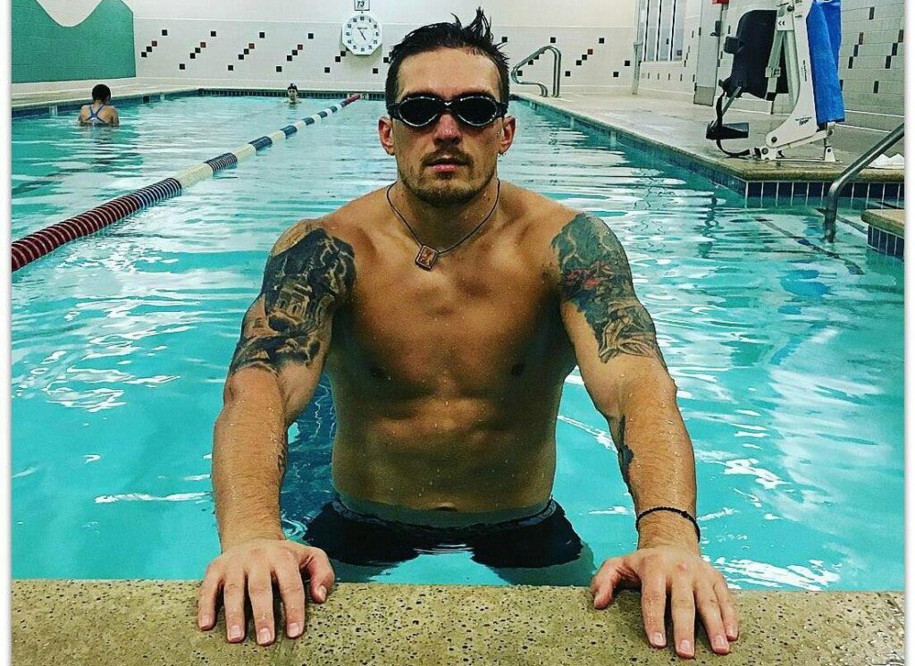 Russia calls world boxing champion Usyk “Nazi supporter” and seizes his Crimean property