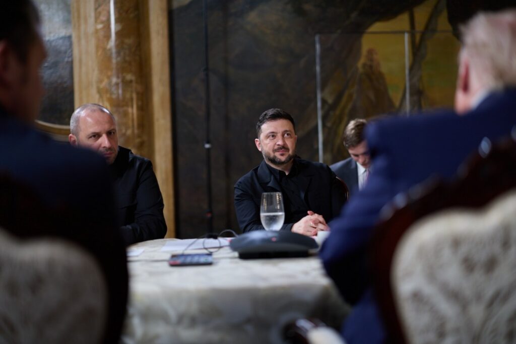 US maps economic transformation of post-war Ukraine with wage-tripling plan, Zelenskyy says