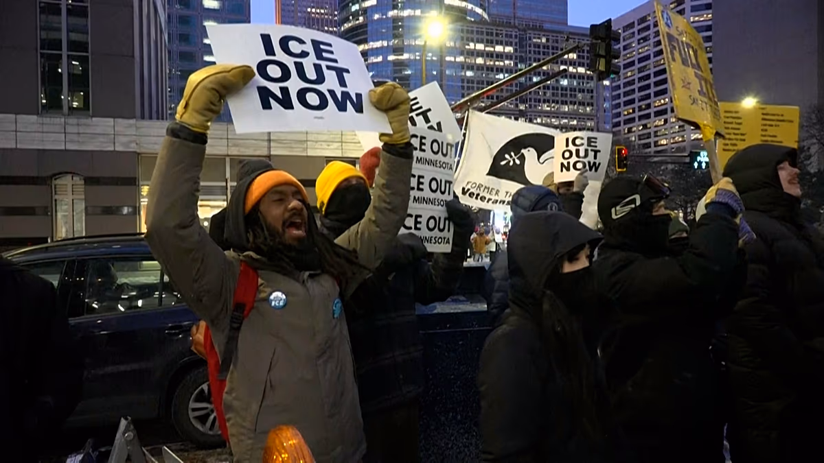 Video. Minnesota: Protests continue as some agents prepare to leave the city