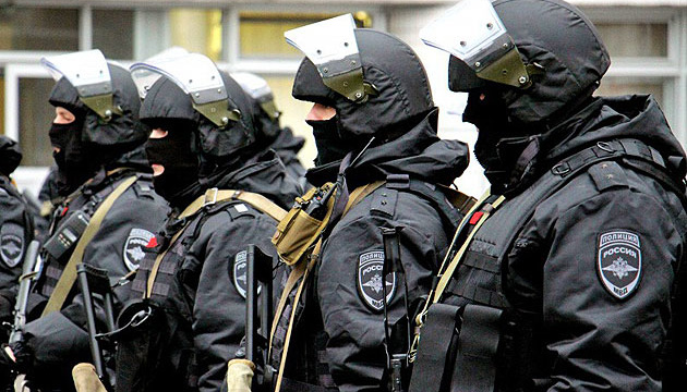 Russian security forces conduct another round of searches in Henichesk