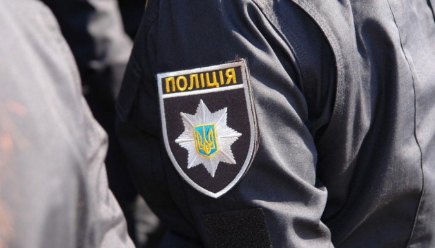 Man threatens passers-by with grenade in Kyiv region, policeman uses weapon