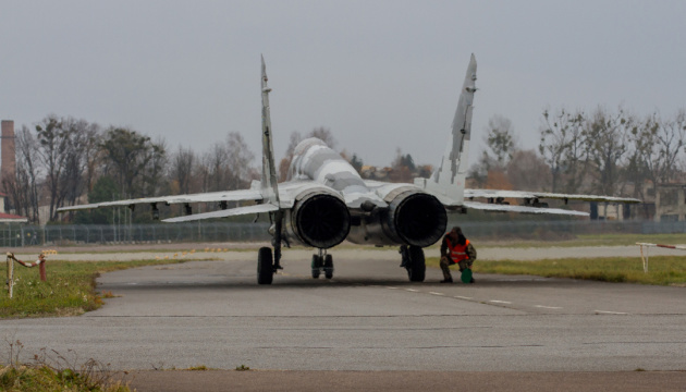 Poland says it will be able to send up to ten MiG-29 fighters to Ukraine