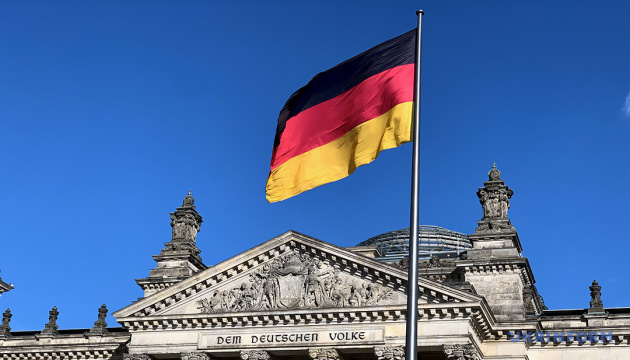 German prosecutors charge two Ukrainians with espionage