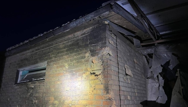 Russians shell Nikopol district, damaging houses, solar panels, gas pipelines