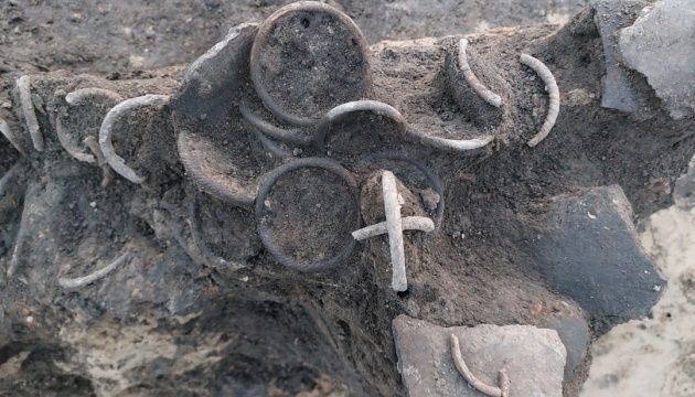 Volyn archaeologists study “Merchant’s Treasure” discovered in Volodymyr