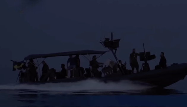 DIU medics conduct high-risk rescue of wounded soldier in open waters