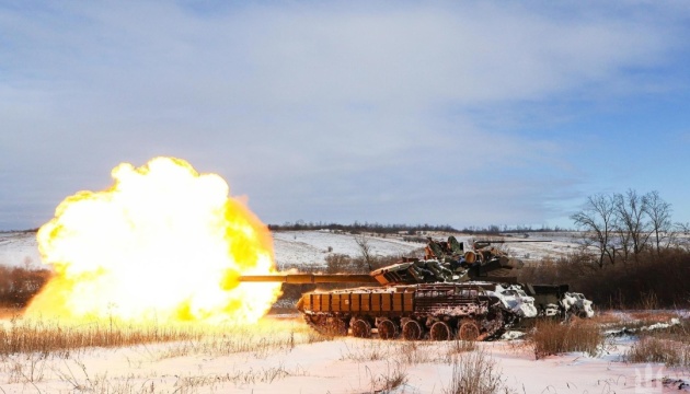 221 combat engagements on front lines over past day