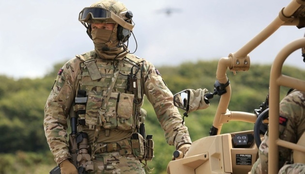 UK allocates £200 million to prepare troops for deployment in Ukraine