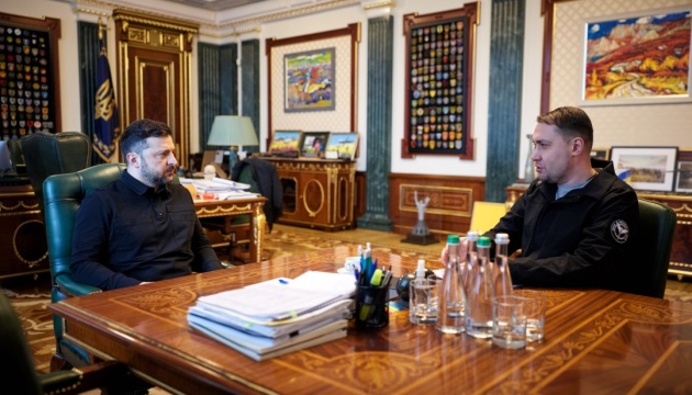 Zelensky discusses presidential office priorities with Budanov