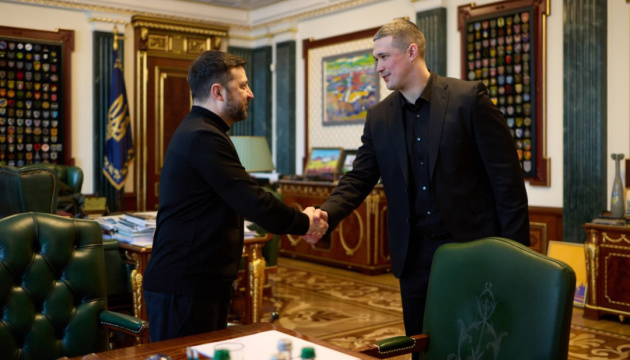 Zelensky discusses air defense, frontline supply, issues with territorial recruitment centers with Fedorov