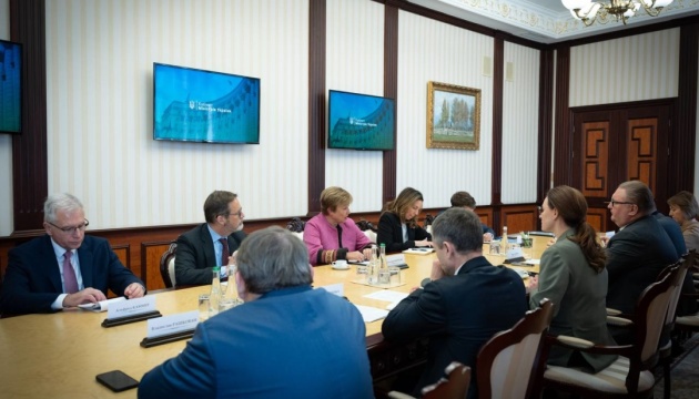 Ukraine’s PM meets with IMF chief