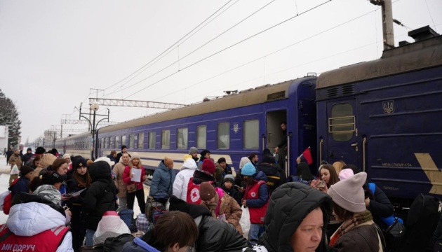 Last year, Ukrzaliznytsia evacuated 11,000 people from frontline areas