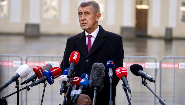 Babis surprised by reaction to his government’s decision to refuse sale of aircraft to Ukraine