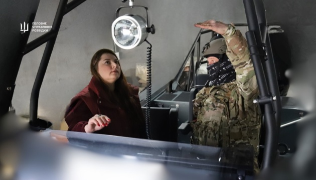 HUR special forces receive T12.R boat