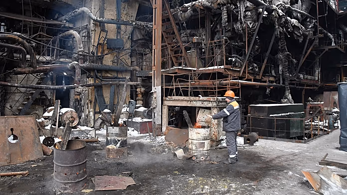 EU sends emergency generators to Ukraine as Russian strikes cut power for heating