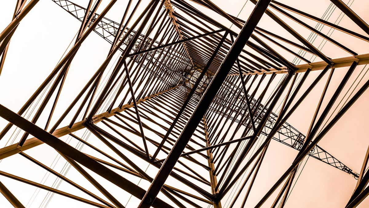 Some 800,000 consumers without electricity in Dnipropetrovsk region