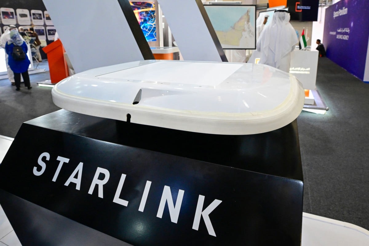 As Iranian regime shuts down internet, even Starlink seemingly being jammed
