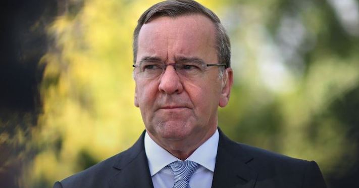 German Defense Minister: No signs Russia is seriously seeking peace