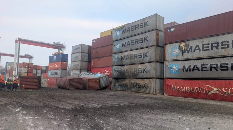 Russian missile hits Black Sea port as Maltese vessel prepares cargo loading