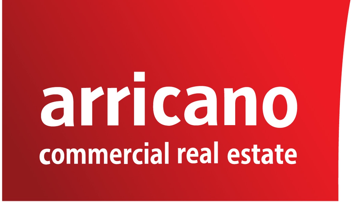 Prospect shopping mall resumes operations in Kyiv