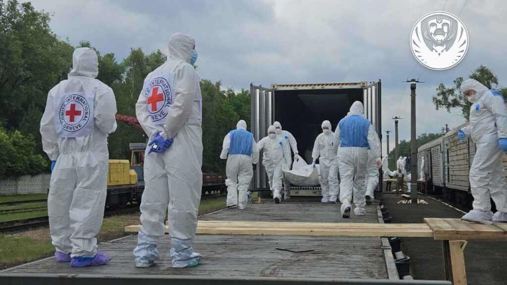 Ukraine receives bodies of 1,000 fallen soldiers, Russia gets only dozens. Disparity seems damning until you understand PSYOP math