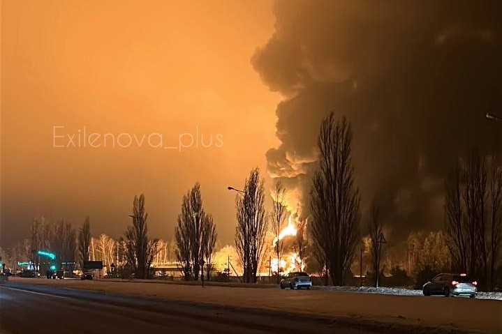 Drone strike ignites Russian oil depot in Belgorod Oblast (VIDEO, MAP)