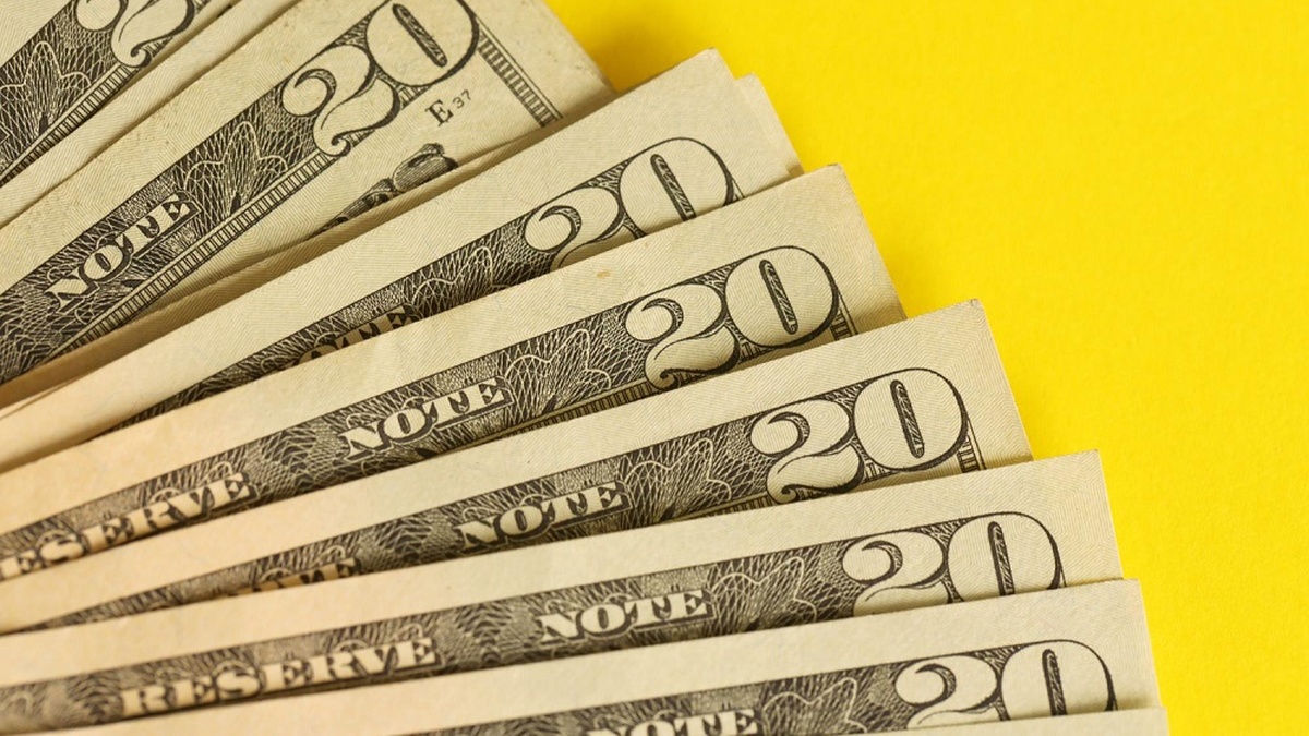 Overview and forecast of hryvnia exchange rate against key currencies from KYT Group analysts