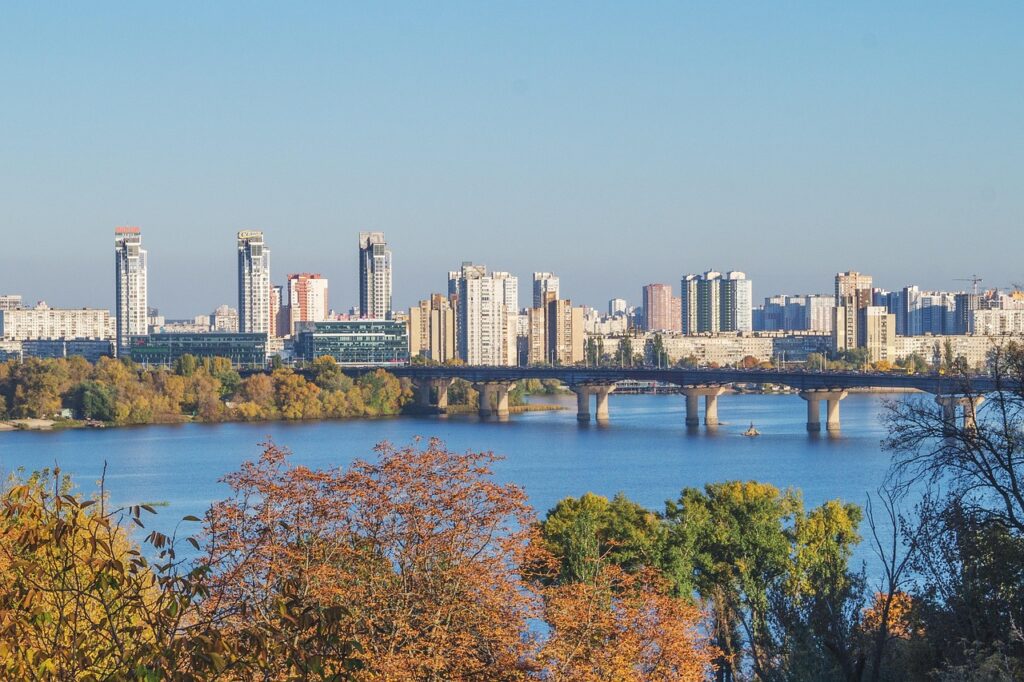 Ukraine’s economy adapts to war, but hits a ceiling money can’t break (INFOGRAPHICS)