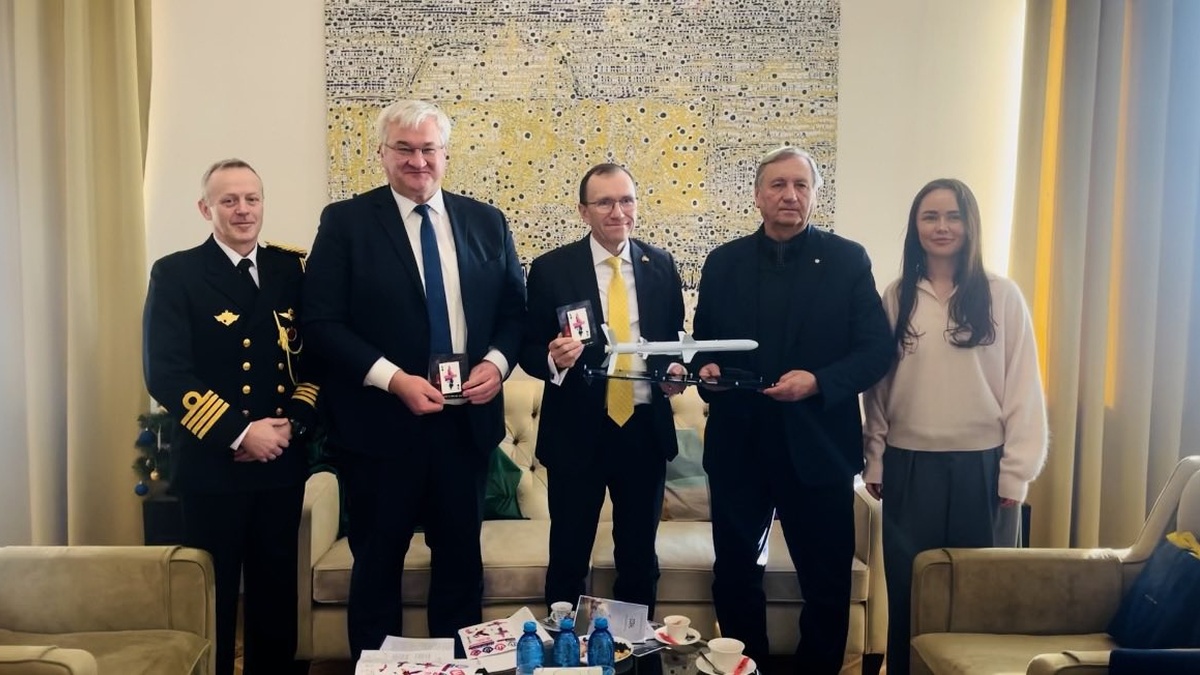 FMs of Ukraine, Norway discuss prospects of Ukrainian defense industry projects