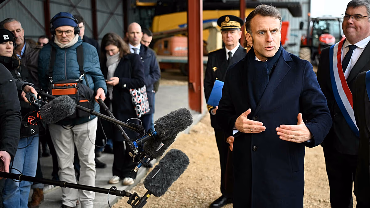 Newsletter: Macron edges Europe towards re-engaging Russia