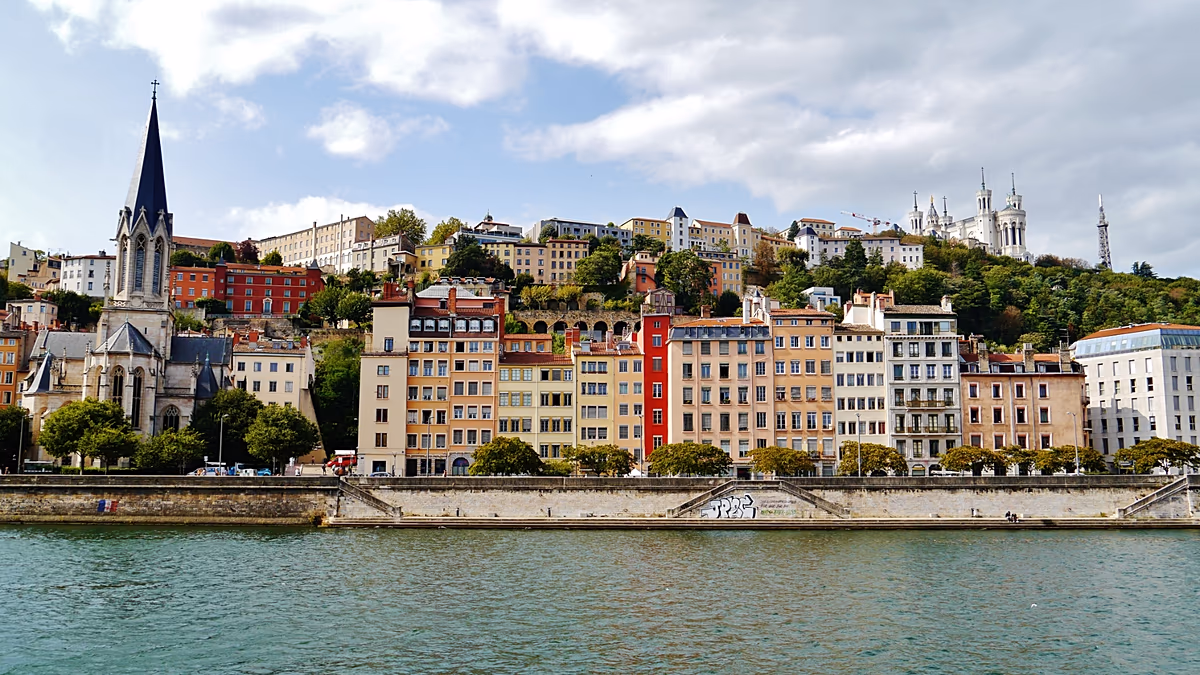 French ‘ultra-left’ blamed for death of far-right activist in Lyon