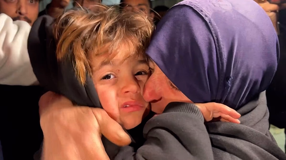 Video. Emotional reunions at Rafah as Palestinians cross Gaza-Egypt border