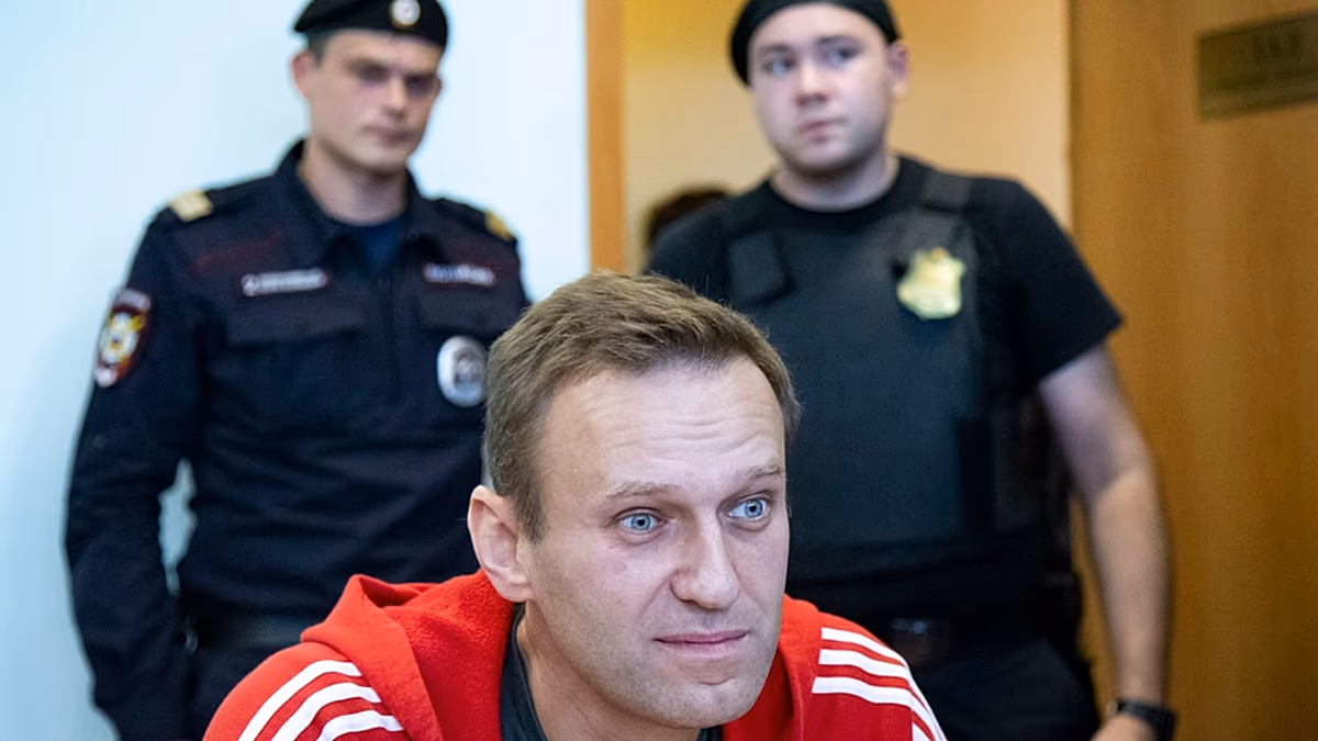 Alexei Navalny poisoning: What we know so far